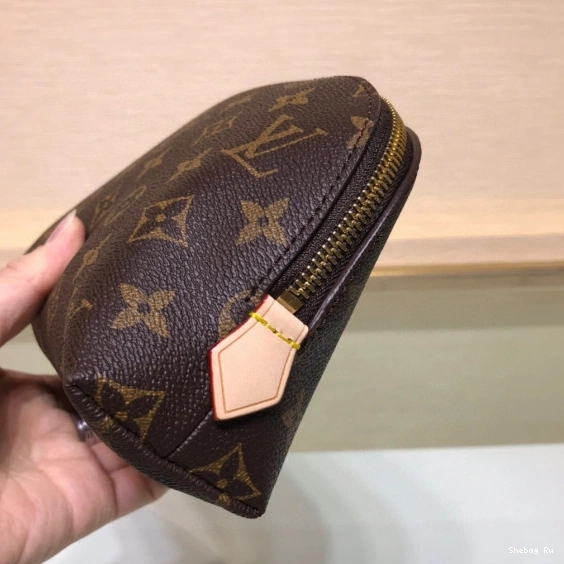 POUCH COSMETIC GM LOUIS VUITTON 0816